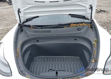 2023 Tesla Model 3 Rear-Wheel Drive z USA, uszkodzony, nr VIN 5YJ3E1EA5PF395522